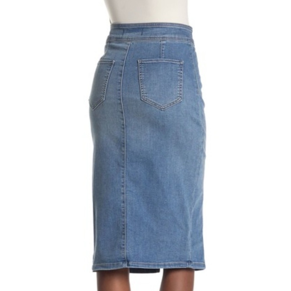 We The Free Maddie Denim Midi Jean Skirt Size 26 - Picture 2 of 9